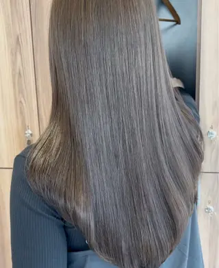 カラー 🫒🫒ブリーチなし 艶カラー🫒ヤマシロのヘアスタイル