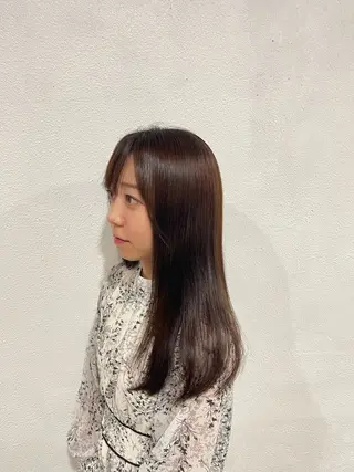 セミロング カラー イージーパーマ募集 平口はのんのヘアスタイル