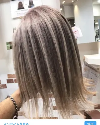 ミディアム カラー yosuke 梅田/バレイヤージュのヘアスタイル