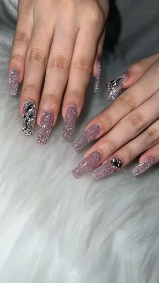 ネイル 𝐧𝐚𝐢𝐥 𝐌𝐢𝐖𝐢𝐢のネイルデザイン