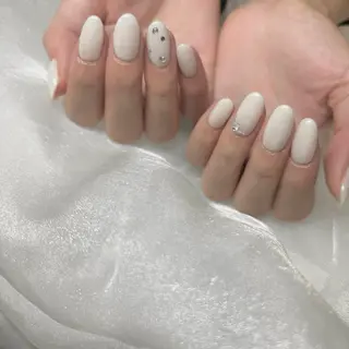 ネイル ANNE梅田ALLYS店所属・村上 カンナのネイルデザイン