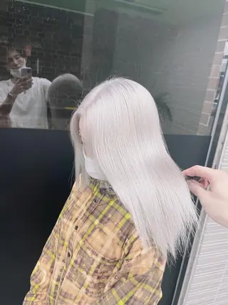セミロング カラー MONIQA【モニカ】所属・名古屋ハイトーン/ 🐶ブリーチ専門店のヘアスタイル