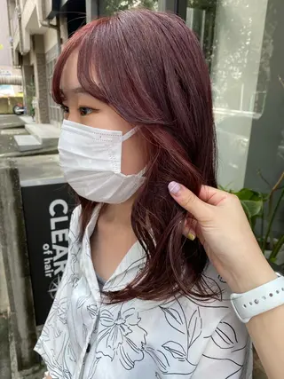 ロング カラー 塩澤 榛奈のヘアスタイル