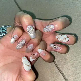 ネイル ﾎｯﾄﾍﾟｯﾊﾟｰに 以降中/彩音👼🏽のマツエク・マツパデザイン