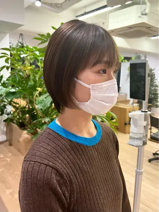 ショート カラー 田中 愛梨のヘアスタイル