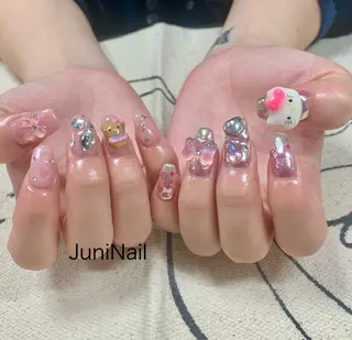 ネイル JuniNail 주니네일🇰🇷suのネイルデザイン
