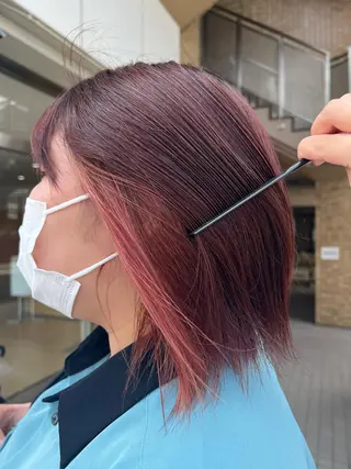 ミディアム 岡島 実里のヘアスタイル