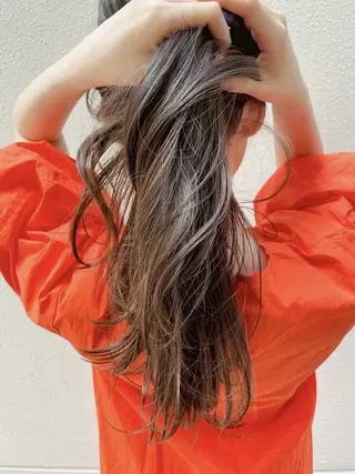 ロング カラー SiLO／ mahiroのヘアスタイル
