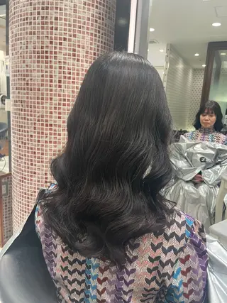 セミロング パーマ コテ巻きパーマ 藤野佑成のヘアスタイル