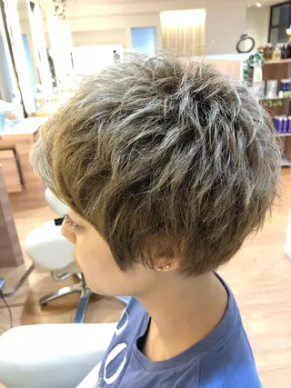 ショート カラー メンズ メンズカット 三村洸斗のヘアスタイル