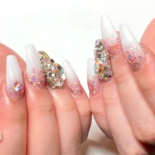 ネイル VOGUE ×SWANのネイルデザイン