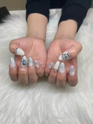 セミロング 舞 ねいるのネイルデザイン