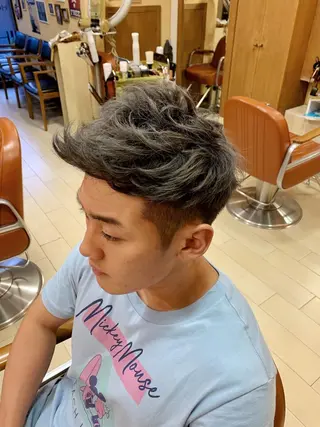 ショート カラー HOMMEHAIR4所属・砂川 太成のヘアスタイル