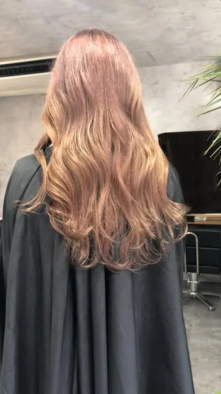 ロング カラー タカハシ ユウキのヘアスタイル