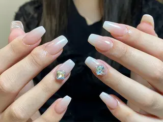 ネイル Venusパラジェル 長さだし専門店のネイルデザイン