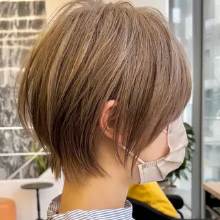 ショート カラー 髪質改善カラーと縮毛矯正/Vel(ベル)新宿店所属・ショート、ボブ特化 似合わせカット美容師のヘアスタイル
