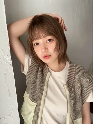 ミディアム カラー 田井 珠利斗のヘアスタイル