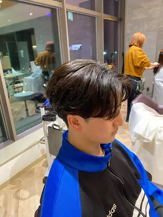 メンズ メンズ特化/フェザー /パーマ/伊勢元のヘアスタイル