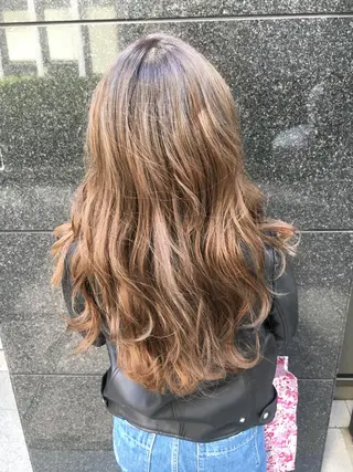 ロング 角床直哉 カラーカットNO 1のヘアスタイル