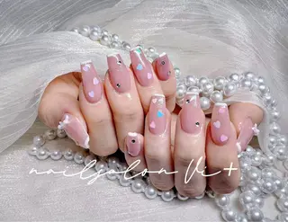 ネイル nailsalon vi+新人LiLiのネイルデザイン