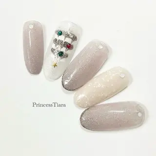 ネイル Grantulle collegeのネイルデザイン