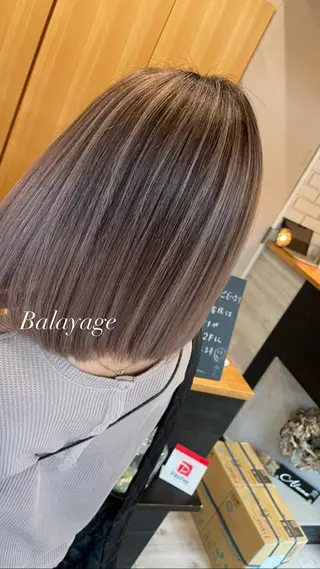 ショート アルーナビューティデザイン所属・鈴木 妃帆未のヘアスタイル