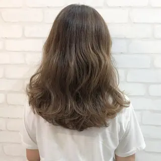 セミロング 若山 敦のヘアスタイル