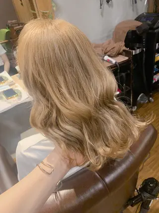 セミロング カラー SOAR武蔵小杉所属・💜ハナエ💜 オーダーメイド美髪✨のヘアスタイル