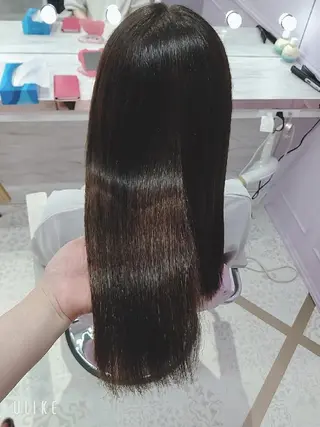 ロング LUXBE GALLERY なんば駅前店所属・ラックスビーギャラリ ー AKICOのヘアスタイル