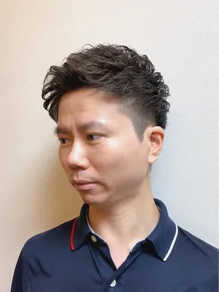 ショート パーマ メンズ 【24時まで営業✨】 吉本 成樹のヘアスタイル