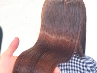 カラー 下池 紗加のヘアスタイル