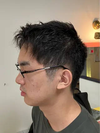 ショート メンズ 横田 尚登のヘアスタイル