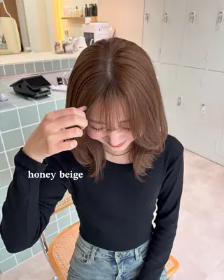 セミロング カラー 広島/わかな/ヘア セット/オリーブのヘアスタイル