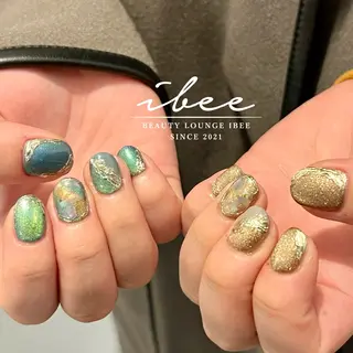 カラー ibee nail 🤍yumiのネイルデザイン