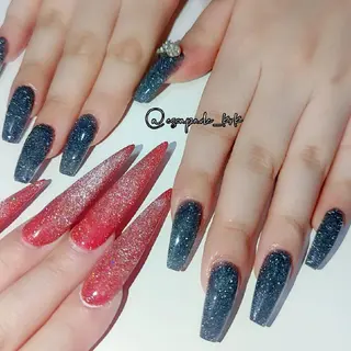 ミディアム ネイル クロキ 。のネイルデザイン