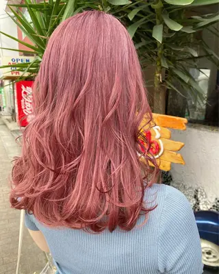 ミディアム カラー 玉木 育実のヘアスタイル