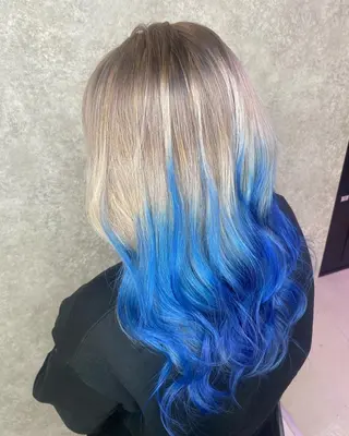 ロング カラー UNDER vr 【アンダーバー】のヘアスタイル