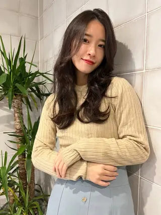 ロング カラー APHRODITE GINZA 御茶ノ水神保町店所属・1番のカワイイを作り ましょう🎀さやのヘアスタイル