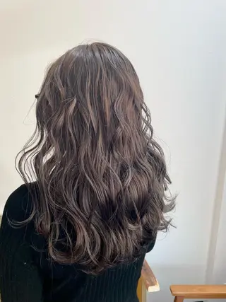 ロング カラー 嶋岡 乃愛のヘアスタイル