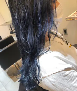 ロング カラー 中澤 美緒のヘアスタイル