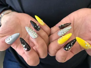 ネイル MELLMODE所属・Nakano Kanaのネイルデザイン