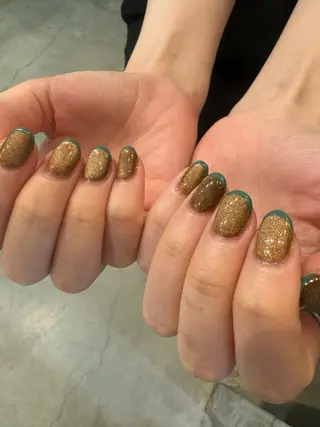 ネイル 藤井 里緒奈のネイルデザイン