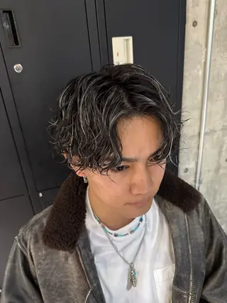 ショート 🇺🇸ルミナ🔥 外国人風ハイライトのヘアスタイル