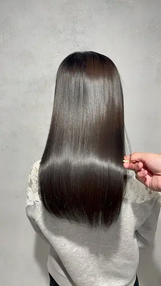 ロング ✨髪質改善✨美髪 矯正🫧小泉のヘアスタイル