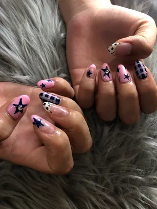 ネイル NAIL＆SPA PｰBOX所属・齋藤 璃愛のネイルデザイン