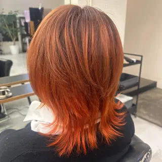 ミディアム カラー 7Bridge 滝内ひよりのヘアスタイル