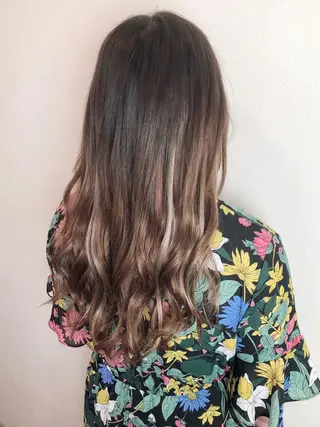 ロング 是枝 さくらのヘアスタイル