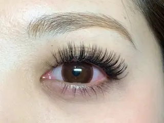 マツエク・マツパ リネル 新宿西口のマツエク・マツパデザイン