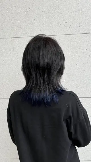 セミロング カラー 山口 玖瑠美のヘアスタイル