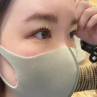 マツエク・マツパ シールエクステ/ ダブルカラー/茉央のヘアスタイル